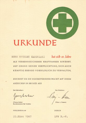 Urkunde für 10 Jahre Verkehrssicherer Kraftfahrer für das Bundesverkehrswachtabzeichen in Bronze, datiert 22. März 1963