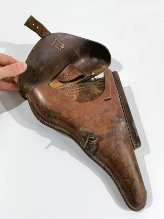 1.Weltkrieg, Pistolentasche für P08 datiert 1916. Defekt, ungereinigt