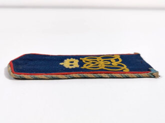 Bayern, Schulterklappe für einen Einjährig Freiwilligen im Königlich Bayerisches 1. Feldartillerie-Regiment „Prinzregent Luitpold“ Gesamtlänge 14,5cm