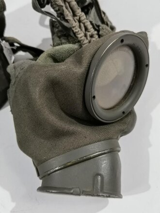 Luftschutz Gasmaske in Dose, komplettes Set in sehr gutem Zustand