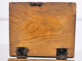 Transportkasten für Zündmittel S-Mine 35 aus Holz. Originallack, ungereinigtes Stück, 19,5 x 16,5 x 14 cm