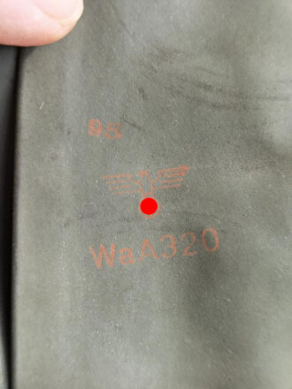 Luftschutz Volksgasmaske VM37 in Bereitschaftsbüchse aus Pappe