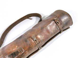 Lederne Tasche für Entfernungsmesser 34 der Wehrmacht. Stärker gebraucht