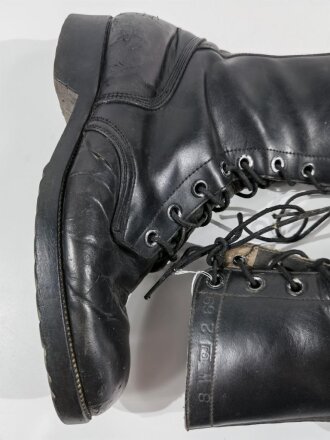 U.S. 1969 dated pair of Vietnam War era black leather combat boots made by Genesco. Size 8W, used.