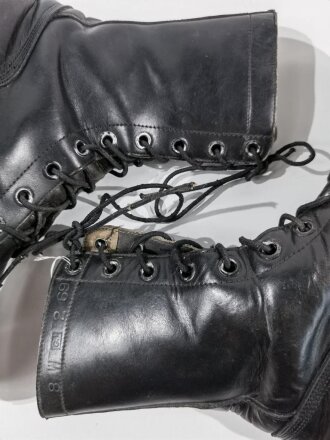 U.S. 1969 dated pair of Vietnam War era black leather combat boots made by Genesco. Size 8W, used.