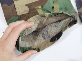 U.S. 1988 dated woodland camo Combat trousers, size small xlong. Used, Bundweite: 76 cm