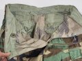 U.S. 1988 dated woodland camo Combat trousers, size small xlong. Used, Bundweite: 76 cm