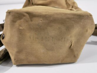 U.S. WWII mine detector bag khaki with OD rim, used