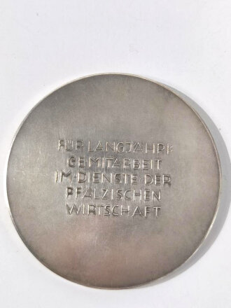 Bundesrepublik Deutschland, nicht tragbare Medaille " Für Langjährige Mitarbeit im Dienste der Pfälzischen Wirtschaft " im Etui, Durchmesser 81 mm