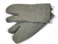 Paar Winterhandschuhe Wehrmacht, feldgrau, sehr guter Zustand