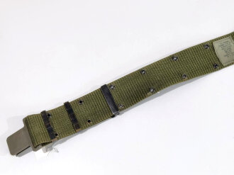 U.S. 1984 dated belt, Nylon LC-2, size medium