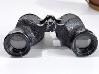 U.S. 1943 dated 6 x 30 Binocular M3 with cvase, carrying  M17. Very good condition