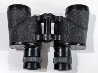 U.S. 1943 dated 6 x 30 Binocular M3 with cvase, carrying  M17. Very good condition