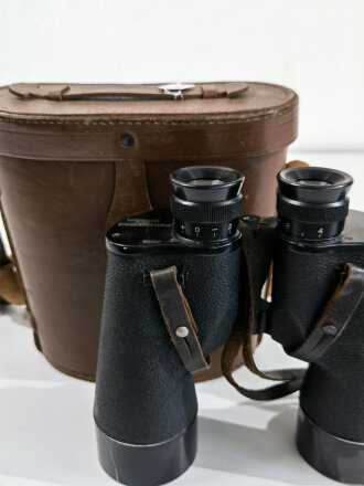 U.S. WWII 7 x 50 Binocular M16 with case, carrying  M24....