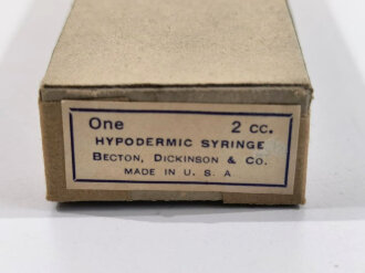 U.S.WWII medical department hypodermic syringe, unused in original box