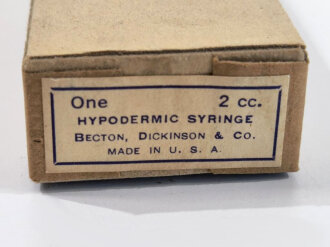 U.S.WWII medical department hypodermic syringe, unused in original box