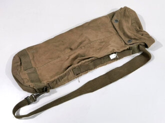 U.S.1944 dated bag, carrying, M6. For Bazooka rockets. Used, uncleaned