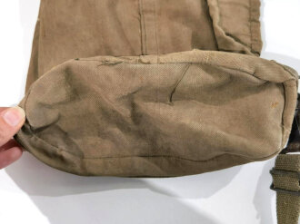 U.S.1944 dated bag, carrying, M6. For Bazooka rockets. Used, uncleaned