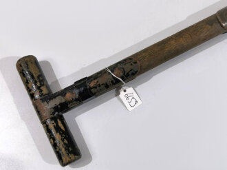 U.S. WWII T-handle shovel M-1910