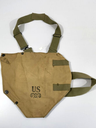 U.S. WWII gas mask bag M2A2, unused