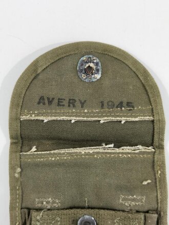 U.S. 1945 dated pouch, magazine, M1 Carbine