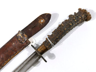 1.Weltkrieg Grabendolch mit zugehöriger Scheide, Eigentumstück, die Klinge aus einer Bajonettklinge gefertigt
