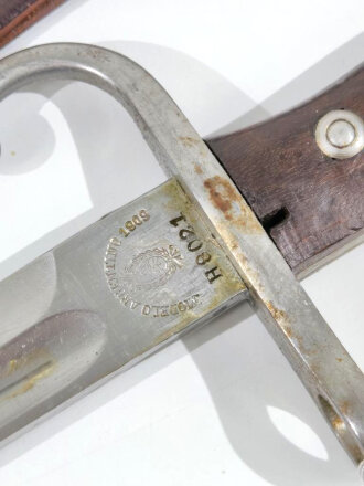 Argentinien Bajonett Modell Mauser 1909. Nicht nummerngleiches Stück im Koppelschuh