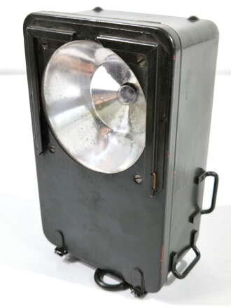 Frankreich ? Grössere Lampe mit Batterie datiert 1967 ? Funktioniert, kein Versand nach Übersee