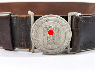 Deutsches Rotes Kreuz, Koppel für Führer. Ungereinigtes, zusammengehöriges Sert, Gesamtlänge 112cm