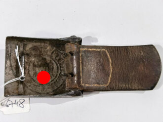Koppelschloss für Mannschaften des Heeres aus Eisen, getragenes Stück,  , Hersteller Hermann Knoller Pforzheim 1940. Neuzeitlich überlackiert ?