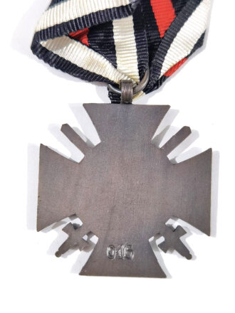 Ehrenkreuz für Frontkämpfer am Band mit Hersteller O16
