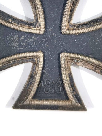 Eisernes Kreuz 2. Klasse 1939 mit Hersteller 55 im Bandring für " J.E. Hammer & Söhne, Geringswalde ", Hakenkreuz mit voller Schwärzung und kleiner Roststelle