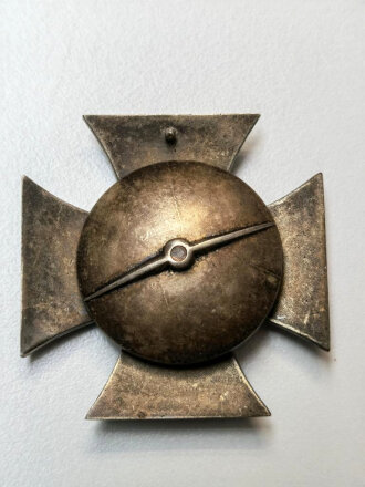 Eisernes Kreuz 1. Klasse 1914 an Schraubscheibe. Keine Herstellerstempelung, Fertigung aus den 30iger Jahren. Magnetisch, dreiteilig