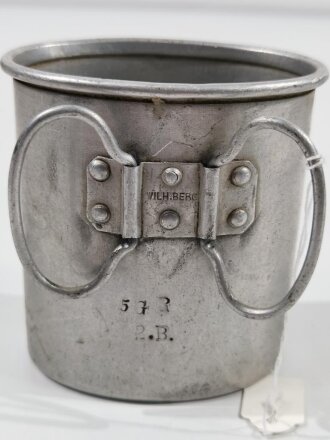 1.Weltkrieg, Trinkbecher aus Aluminium, Kammerstück in gutem Zustand