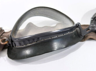 Brille für Kradmelder der Wehrmacht, Gummi weich, Zugband ermüdet, datiert 1944