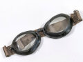 Brille für Kradmelder der Wehrmacht, Gummi weich, Zugband ermüdet, datiert 1944