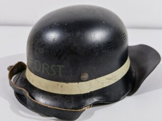 Deutschland nach 1945, Stahlhelm Feuerwehr " Forst" Originallack