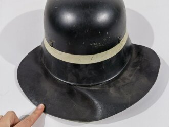 Deutschland nach 1945, Stahlhelm Feuerwehr " Forst" Originallack