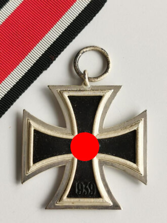 Eisernes Kreuz 2. Klasse 1939 mit Hersteller 100 im...