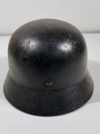 Luftwaffe, Stahlhelm Modell 1940. Originallack, das Innenfutter original verbaut. , Hersteller Quist 66. Der Adler sicherlich neuzeitlich aufgebracht