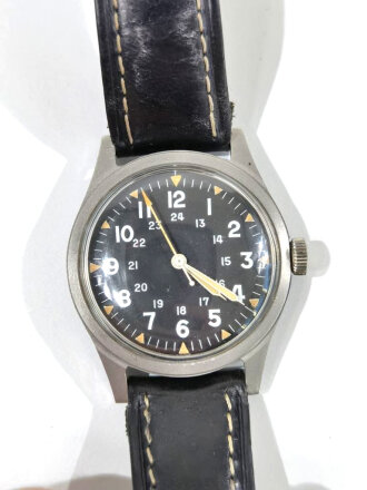 U.S. 1965 dated Mans Wristwatch US Military issued “DTU -2A/P MIL -W-38188 “  Used, good condition, works fine