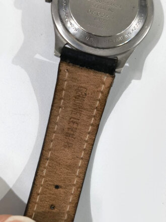 U.S. 1965 dated Mans Wristwatch US Military issued “DTU -2A/P MIL -W-38188 “  Used, good condition, works fine