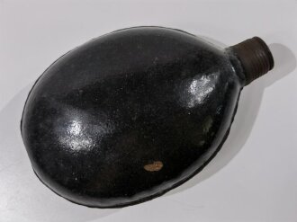 Emaillierter Korpus  für eine Feldflasche der Wehrmacht, späte Ausführung