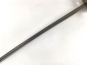 Hessen, Säbel eines Angehörigen im Husaren Regiment No. 13. Beidseitig geätzte Klinge , Golden angemaltes Gefäß, Scheide fehlt