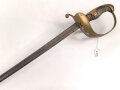 Hessen, Säbel eines Angehörigen im Husaren Regiment No. 13. Beidseitig geätzte Klinge , Golden angemaltes Gefäß, Scheide fehlt