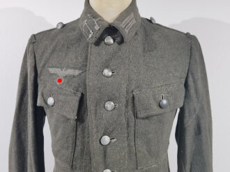 Heer, Feldbluse für Mannschaften Modell 1943. Getragenes Kammerstück in gutem Gesamtzustand, der Adler vermutlich neuzeitlich vernäht