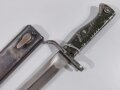 1.Weltkrieg, Ersatzseitengewehr mit fag Scheide, Eisengriff, Klinge ähnlich wie M71/84   ,Gesamtlänge45 cm, grüngraue Lackreste auf Griffstück