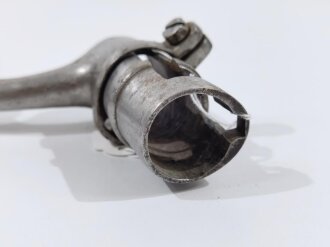 Frankreich, Tüllenbajonett Typ 1777, dreikantige Klinge, gebrochener Gang mit Sperring, Gesamtlänge 44cm, Tülleninnendurchmesser 22mm,Tüllenlänge 7 cm, ungereinigt
