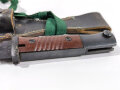 Seitengewehr M84/98 für K98 der Wehrmacht. Nicht nummerngleiches Stück in gutem Zustand, im Koppelschuh mit Seitengewehrtroddel