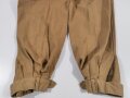 Luftwaffe Tropenhose. Leicht getragenes Kammerstück mit Reparaturstelle. Die Beintasche aus andersfarbigem Material, aber original vernäht